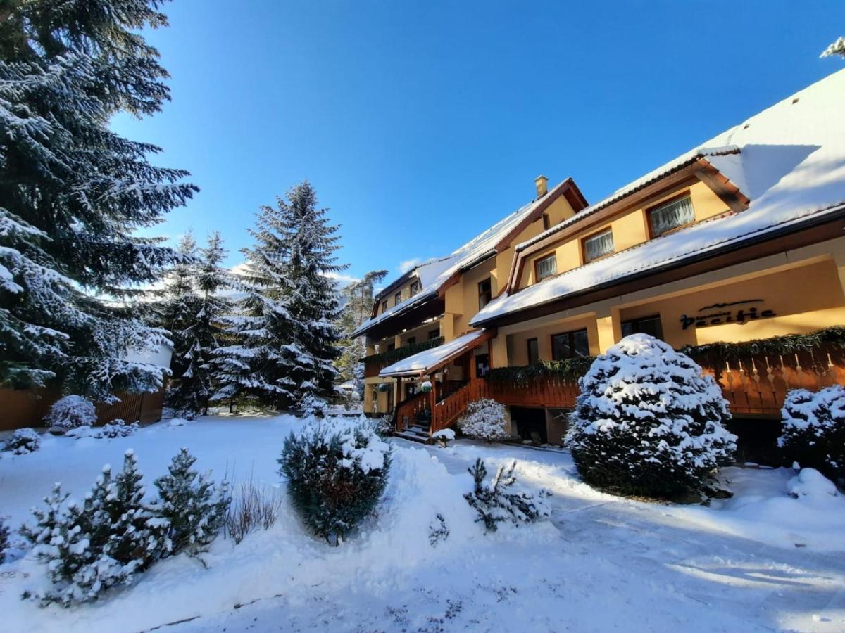 Apartmany Pacific Демановска Долина Екстериор снимка