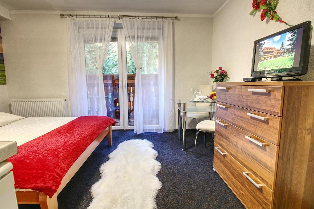 Apartmany Pacific Демановска Долина Екстериор снимка